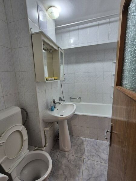 Drumul Taberei, Favorit,