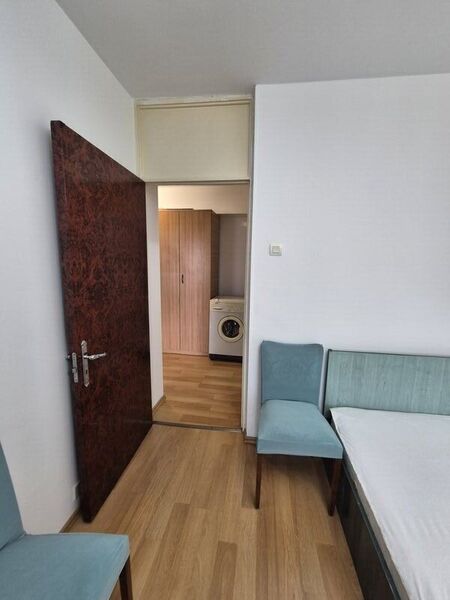 Drumul Taberei, Favorit,