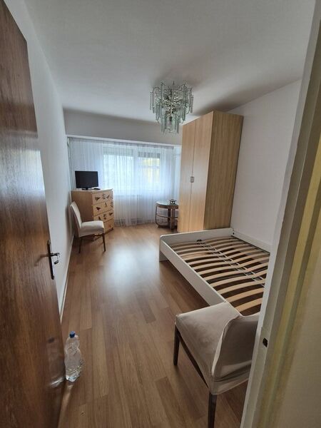 Drumul Taberei, Favorit,